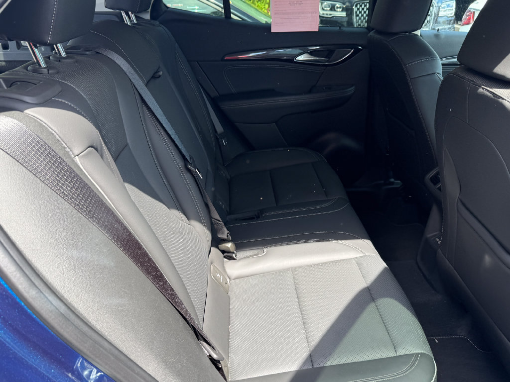 Used 2023 Buick Envision Essence AWD/4WD image 29