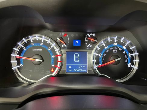 Used 2018 Toyota 4Runner Limited image 17