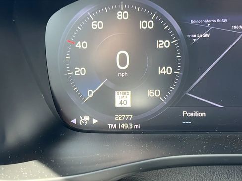 Used 2019 Volvo XC40 T5 Inscription AWD/4WD image 29