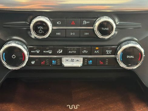 Certified 2025 Ford F150 King Ranch w/ FX4 Off-Road Package image 20