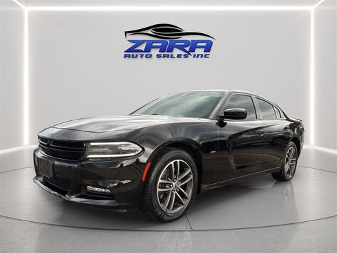 Used 2018 Dodge Charger GT AWD/4WD image 3