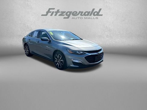Used 2024 Chevrolet Malibu RS FWD image 1