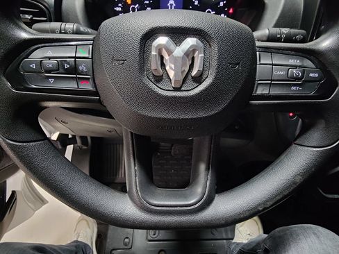 Used 2023 RAM ProMaster 2500 FWD image 30