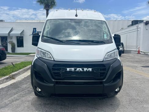 Used 2023 RAM ProMaster 3500 w/ Driver Convenience Group FWD image 2