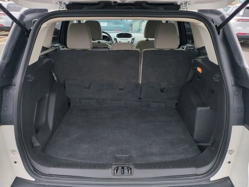 Used 2017 Ford Escape SE FWD image 13
