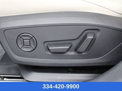 New 2026 Audi A6 Premium image 18