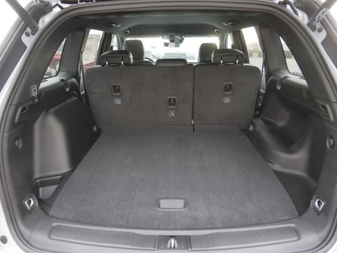 New 2025 Jeep Grand Cherokee Limited image 3