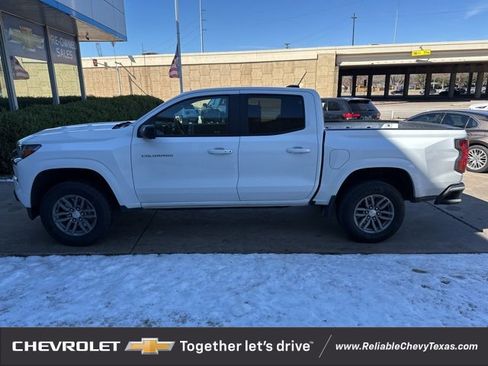 Used 2024 Chevrolet Colorado LT w/ LT Convenience Package II image 6