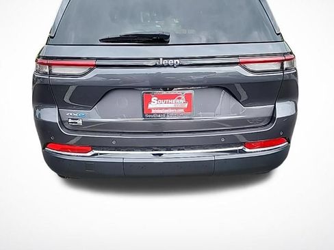 Used 2022 Jeep Grand Cherokee Limited 4xe AWD/4WD image 6