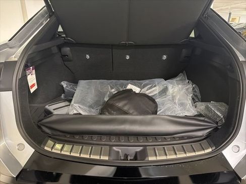 New 2026 Lexus RZ 450e AWD image 9