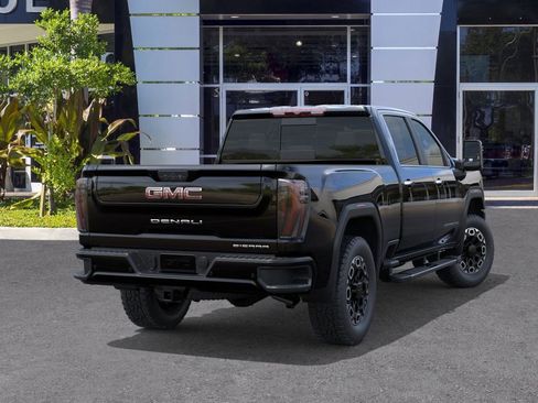 New 2026 GMC Sierra 2500 Denali w/ Denali Reserve Package AWD/4WD image 4