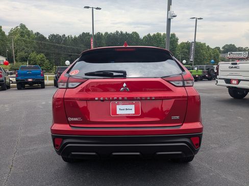 Used 2024 Mitsubishi Eclipse Cross LE AWD/4WD image 6