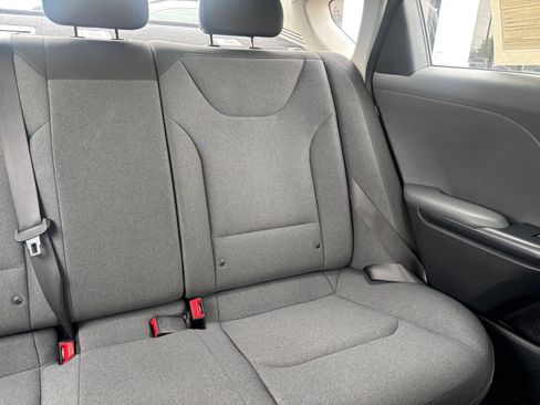 Used 2025 Kia K4 FWD image 36