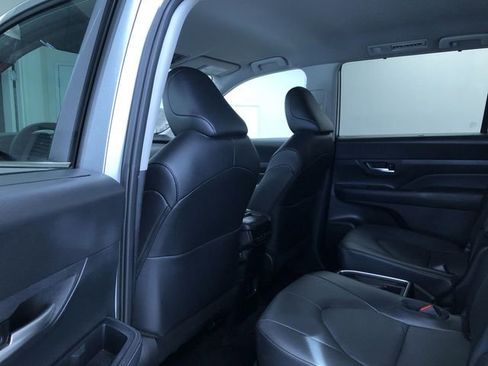 Certified 2025 Toyota Grand Highlander AWD image 19