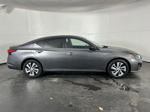Certified 2024 Nissan Altima 2.5 S image 10