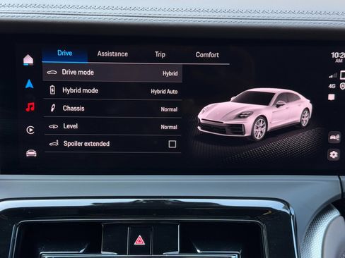 Used 2025 Porsche Panamera 4 w/ Premium Package image 32