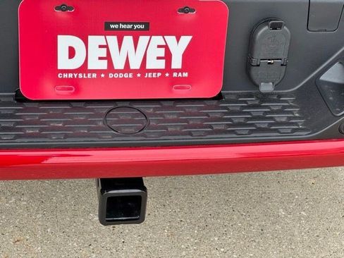 New 2026 RAM 1500 Laramie w/ Sport Appearance Package AWD/4WD image 36