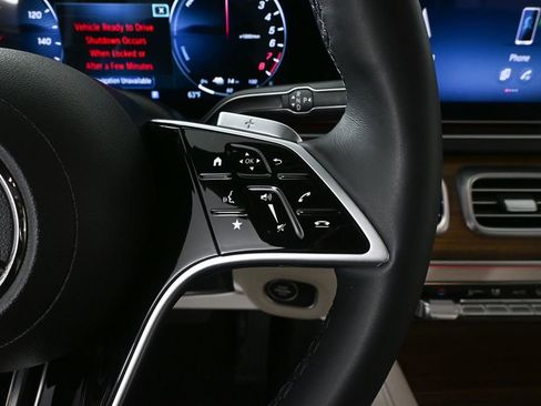 Certified 2025 Mercedes-Benz GLE 450e 4MATIC image 11