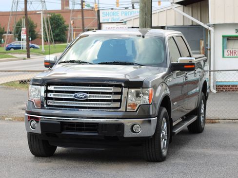 Used 2013 Ford F150 Lariat w/ Lariat Chrome Pkg AWD/4WD image 3