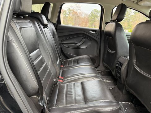 Used 2018 Ford Escape Titanium image 35