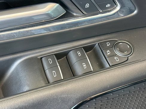 Used 2025 Chevrolet Silverado EV RST AWD/4WD image 18