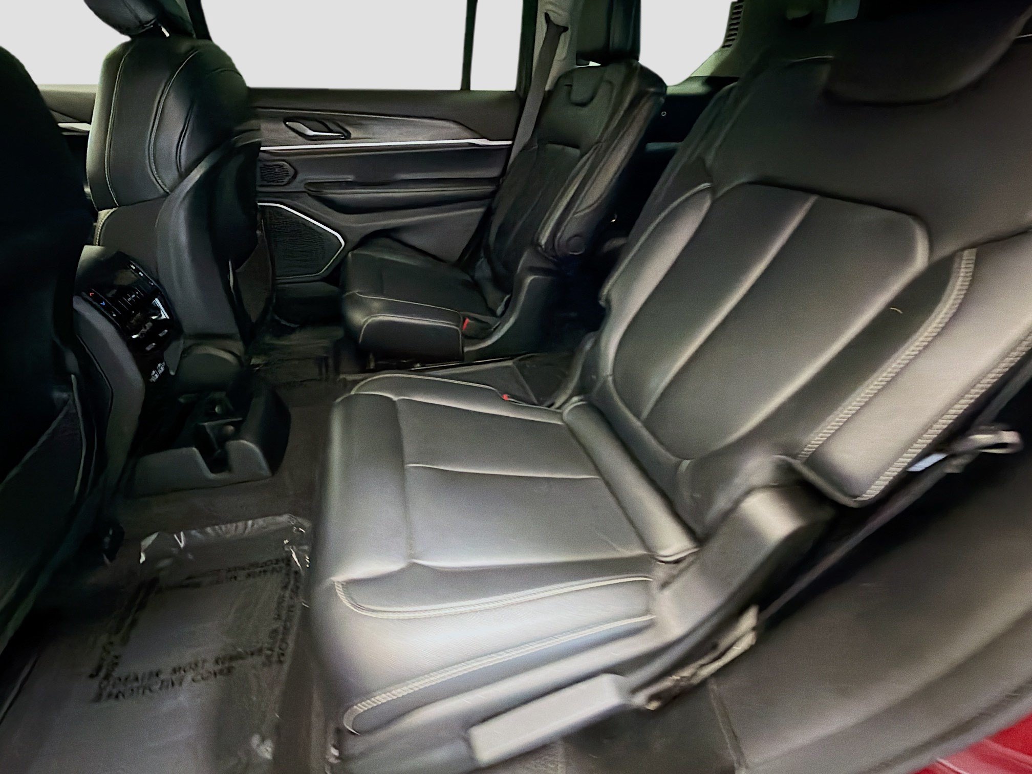 Used 2021 Jeep Grand Cherokee L Limited AWD/4WD image 13