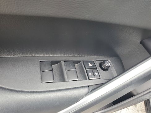 Used 2023 Toyota Corolla Cross AWD Hybrid w/ Convenience Package image 29