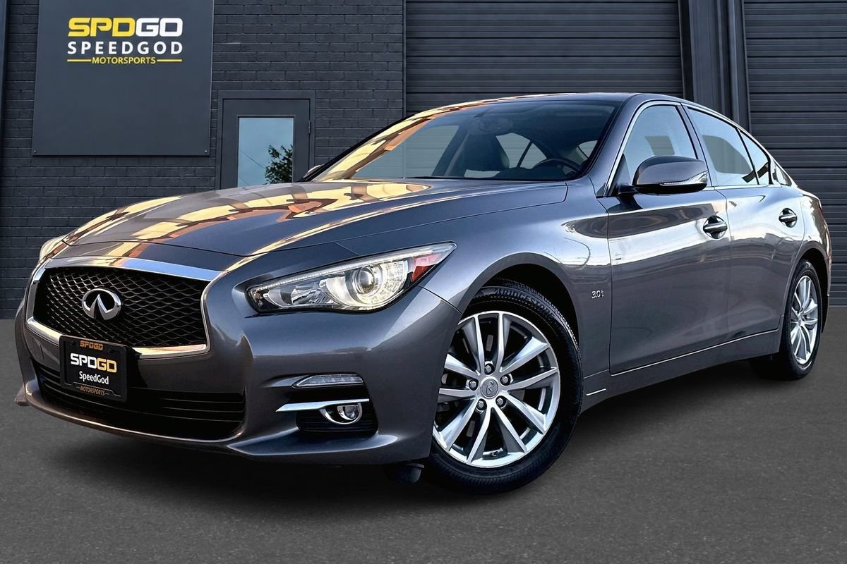 Used 2016 INFINITI Q50 3.0t Premium w/ 3.0T Premium Plus Package AWD/4WD image 1
