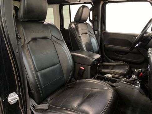 Used 2022 Jeep Wrangler Unlimited Sahara AWD/4WD image 82