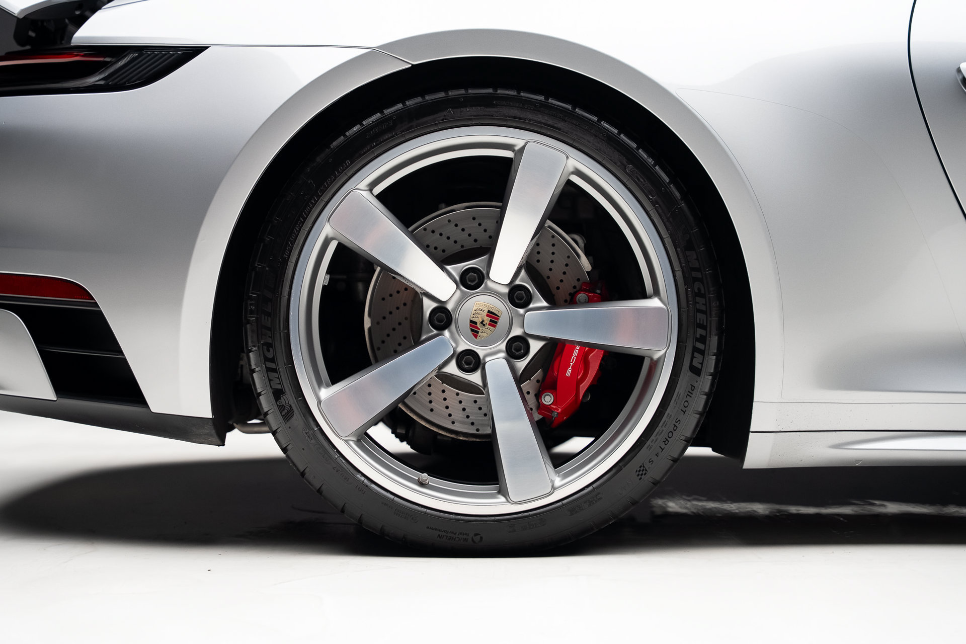 Used 2023 Porsche 911 Targa 4S AWD/4WD image 40