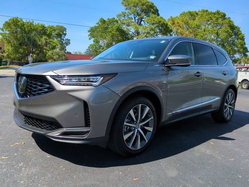 Certified 2025 Acura MDX FWD w/ Technology Package image 8
