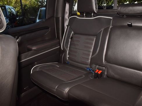 Used 2024 GMC Sierra 1500 AT4X image 19