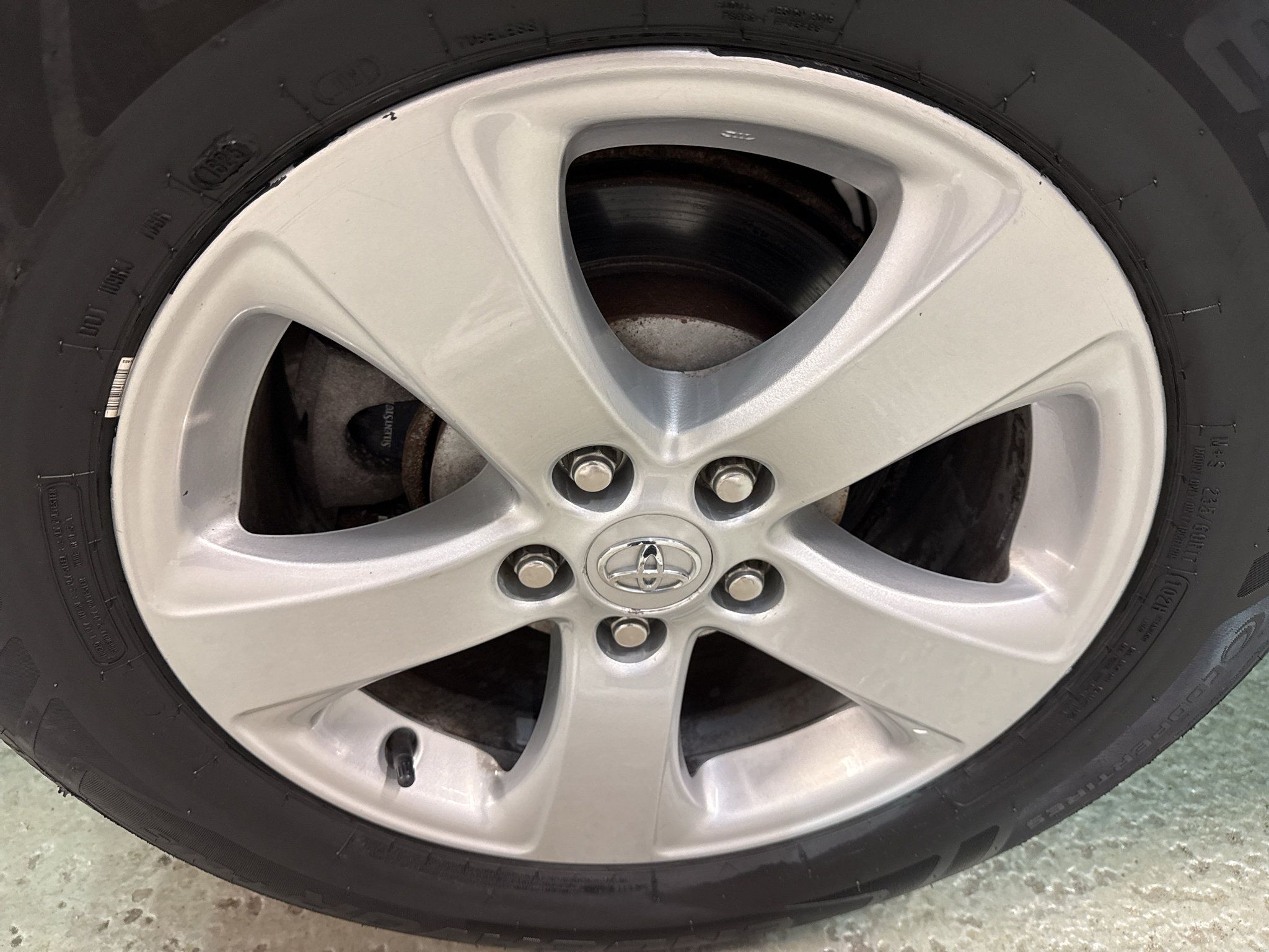 Used 2015 Toyota Sienna LE FWD image 36