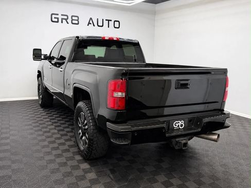 Used 2017 GMC Sierra 2500 Denali w/ Duramax Plus Package AWD/4WD image 5