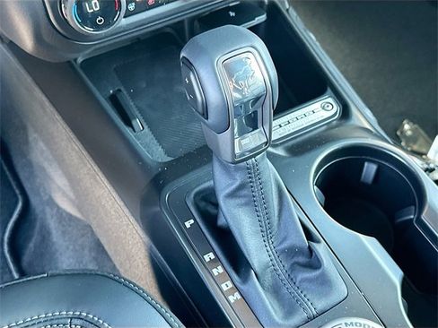 New 2025 Ford Bronco Outer Banks image 12