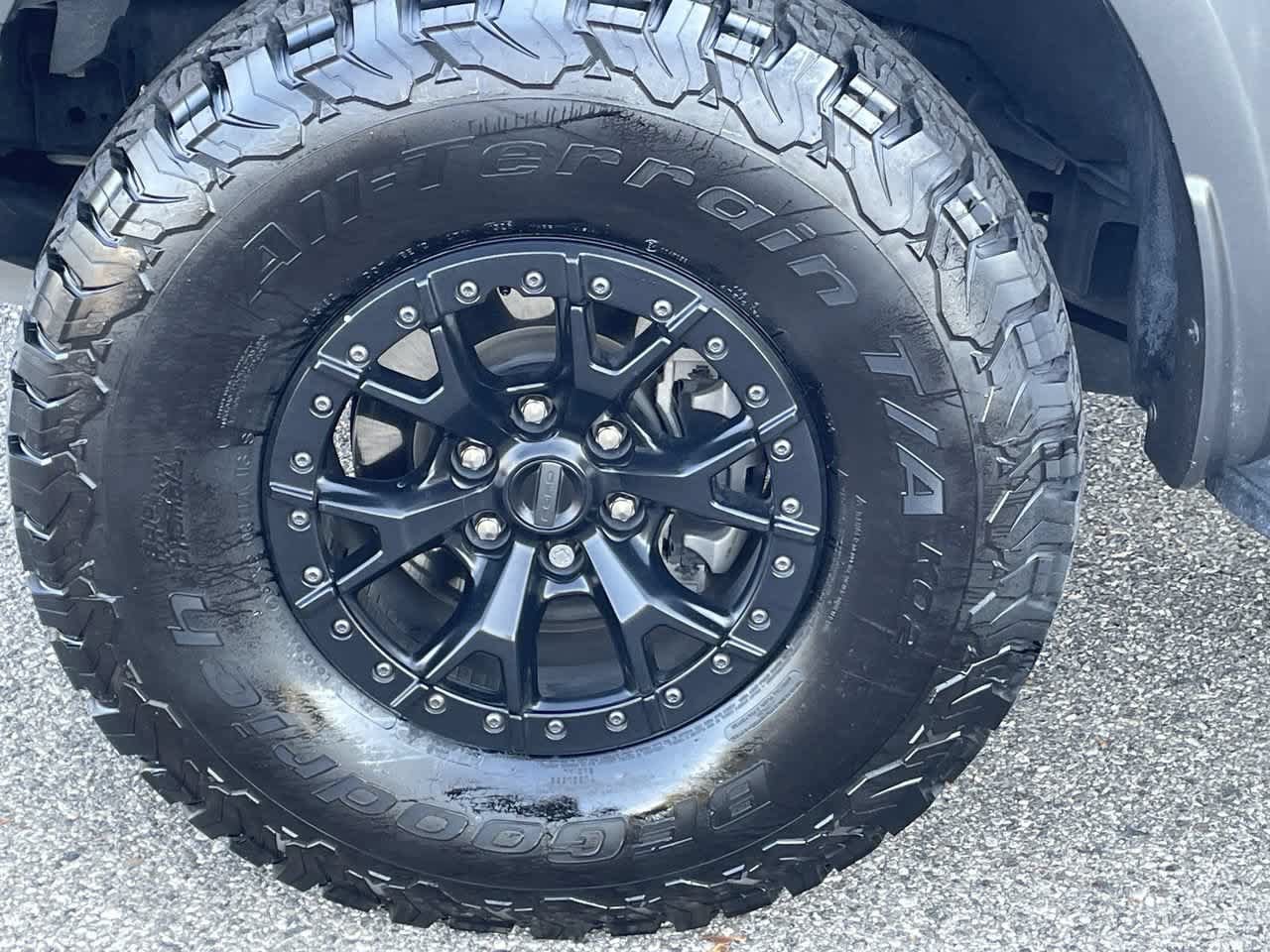 Used 2023 Ford F150 Raptor w/ Raptor 37 Performance Package AWD/4WD image 40