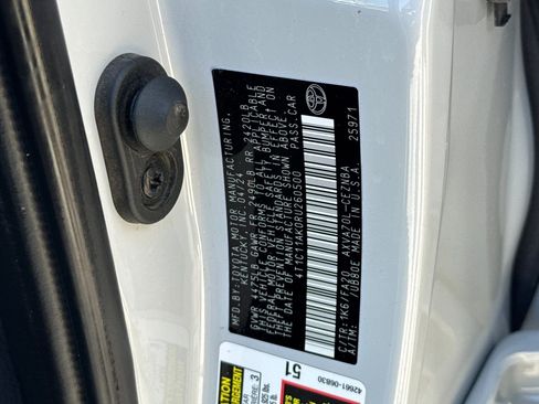Certified 2024 Toyota Camry LE FWD image 27