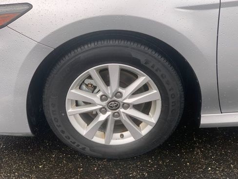 Used 2025 Toyota Camry LE FWD image 32