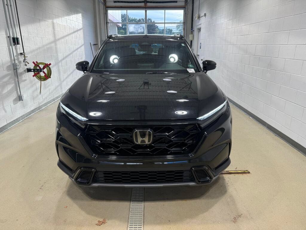 Used 2025 Honda CR-V Sport image 8