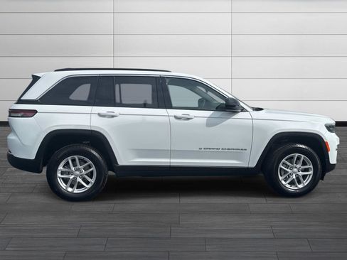 New 2026 Jeep Grand Cherokee Laredo X AWD/4WD image 3