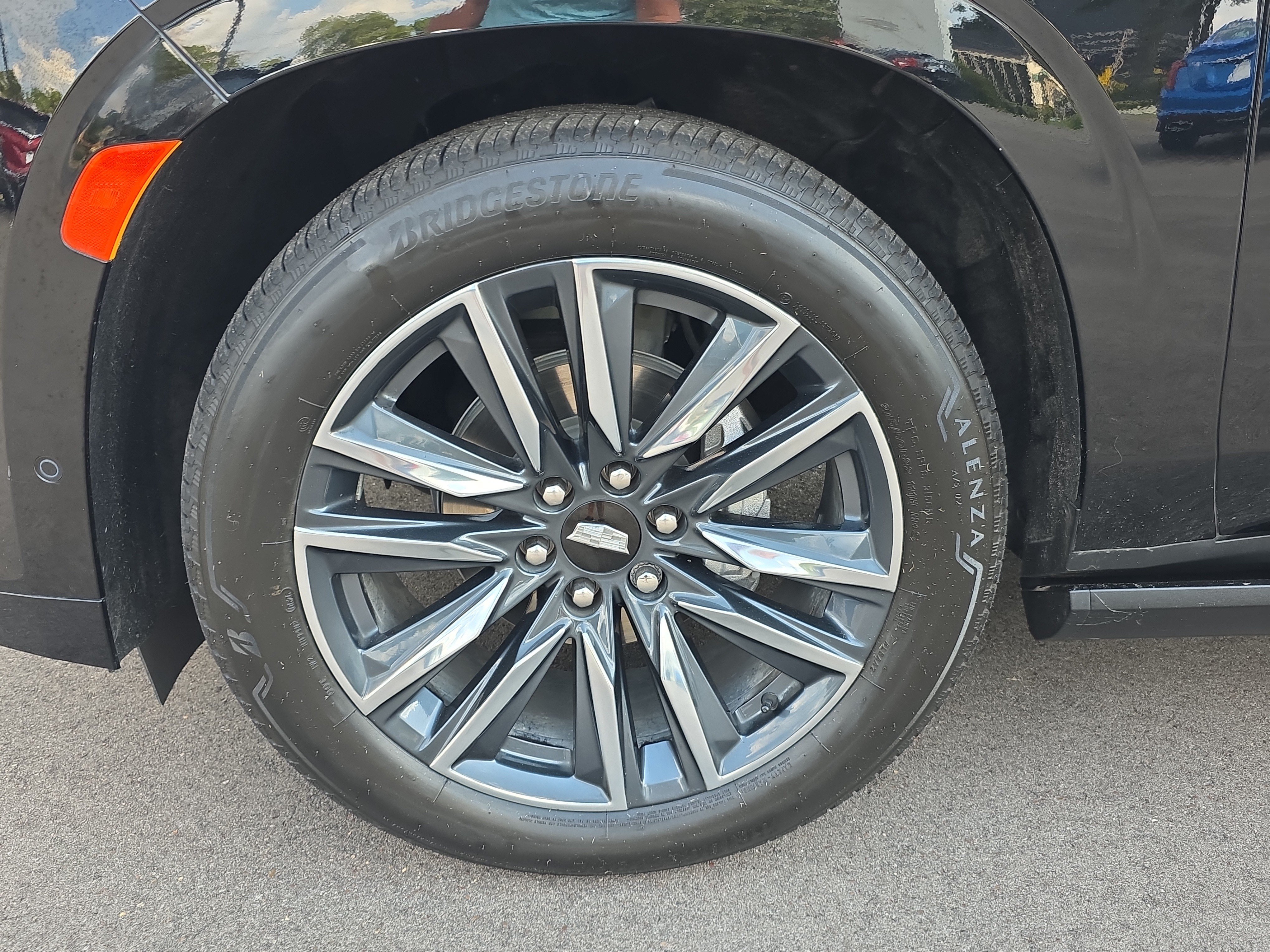 Used 2024 Cadillac Escalade Sport Platinum AWD/4WD image 9