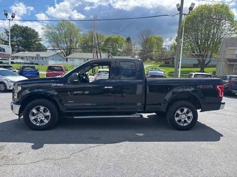 Used 2017 Ford F150 XLT w/ Equipment Group 302A Luxury AWD/4WD image 4