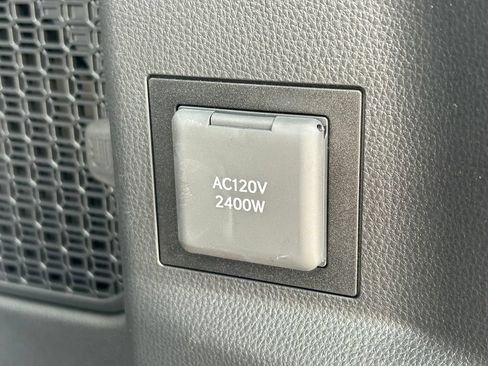 Certified 2025 Toyota 4Runner Trailhunter AWD/4WD image 14
