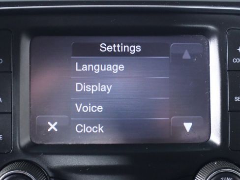 Used 2021 RAM 1500 Classic SLT image 17