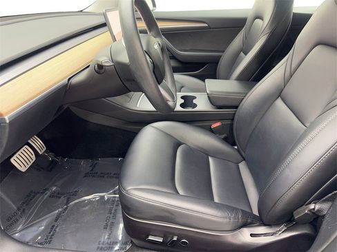 Used 2023 Tesla Model 3 Performance image 26