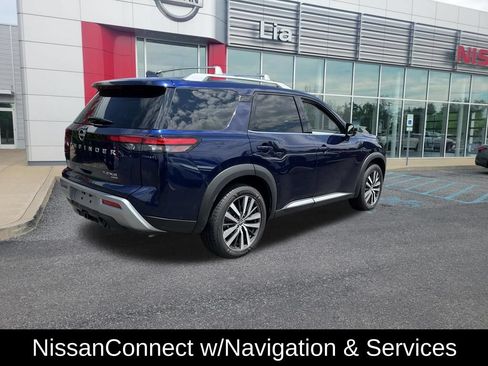 Certified 2022 Nissan Pathfinder Platinum AWD/4WD image 17