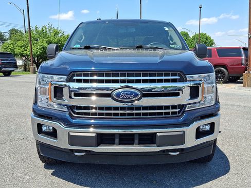 Used 2018 Ford F150 XLT w/ Equipment Group 302A Luxury AWD/4WD image 2