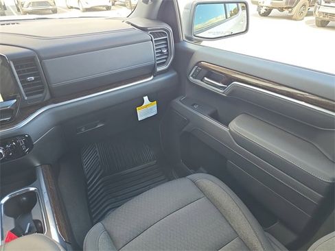 New 2026 GMC Sierra 1500 Elevation image 15