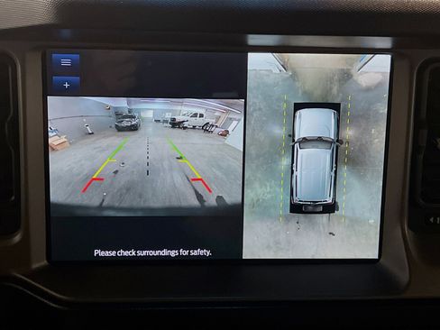 Used 2023 Ford Bronco Outer Banks image 10