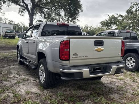 Used 2018 Chevrolet Colorado LT w/ LT Convenience Package RWD image 5